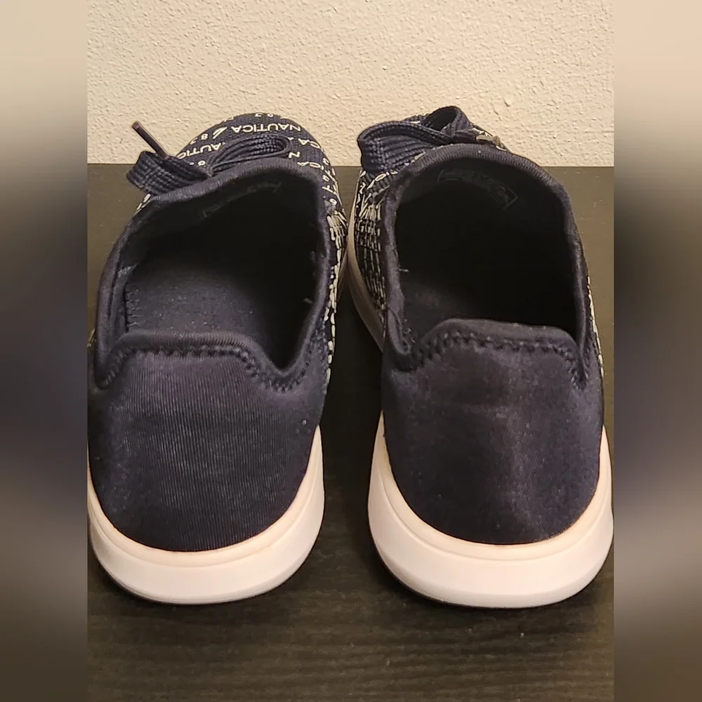 Nautica Women's Sneakers Size 8 - Picture 2 of 10